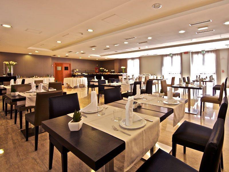 Eurostars Roma Aeterna Hotel Restaurant photo